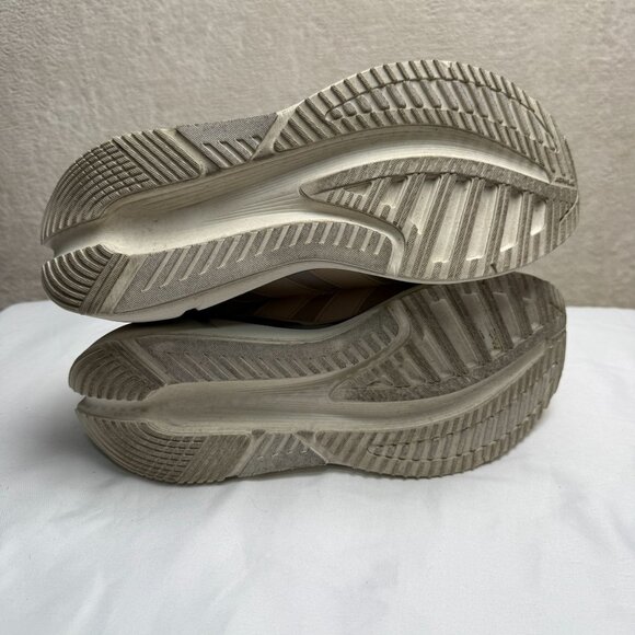 Adidas Women size 9 Adistar 3 Running Shoe Neutral Colorway - Picture 4 of 6